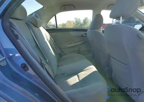 2013 Toyota Corolla Base z USA, uszkodzony, nr VIN 5YFBU4EE2DP154777